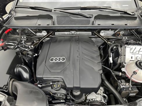 Used 2022 Audi Q5 2.0T Premium Plus w/ Premium Plus Package image 31