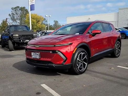 New 2026 Chevrolet Equinox EV LT image 4