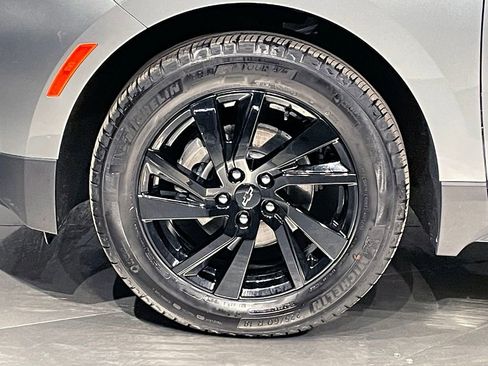 Used 2024 Chevrolet Equinox LS w/ Sport Edition FWD image 35
