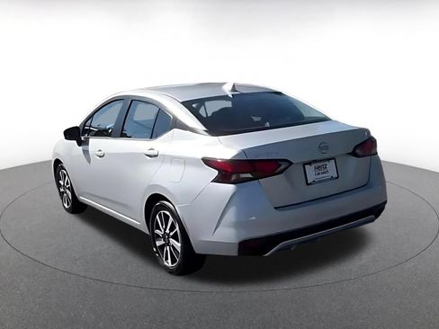 Used 2025 Nissan Versa SV FWD image 12