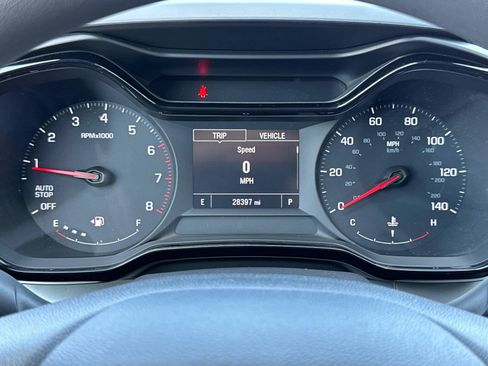 Used 2024 Chevrolet Trax LS FWD image 32