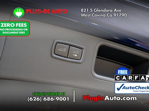 Used 2023 Porsche Macan AWD/4WD image 14
