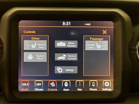 Used 2021 Jeep Wrangler Unlimited Sahara AWD/4WD image 9