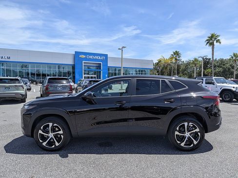 Certified 2026 Chevrolet Trax RS w/ Driver Confidence Package FWD image 6