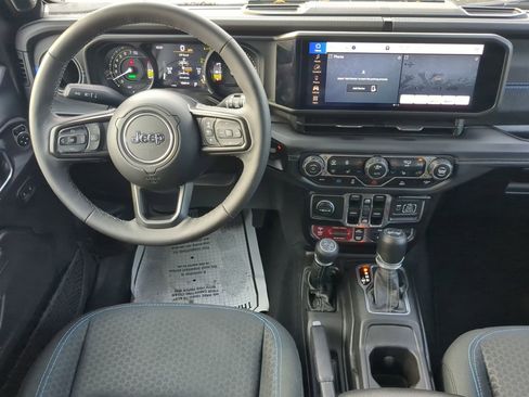 Used 2025 Jeep Wrangler Unlimited Rubicon 4xe w/ Convenience Group image 43