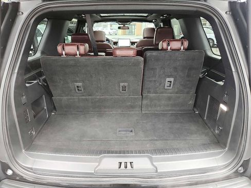 Used 2023 Ford Expedition Limited image 43