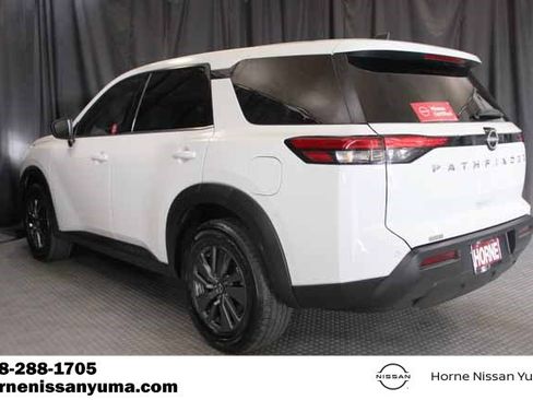 Certified 2023 Nissan Pathfinder S image 16
