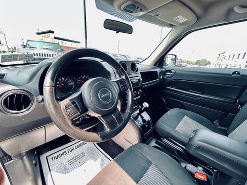 Used 2011 Jeep Patriot Latitude image 13