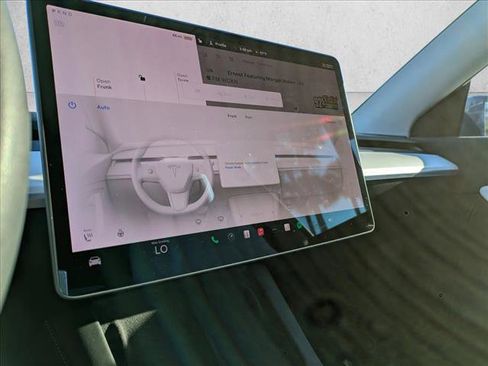 Used 2021 Tesla Model Y Long Range image 13