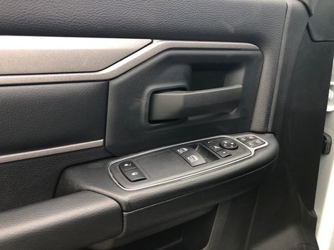 New 2024 RAM 2500 Tradesman w/ Chrome Appearance Group image 18