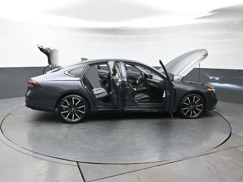 Used 2023 Honda Accord Touring image 52