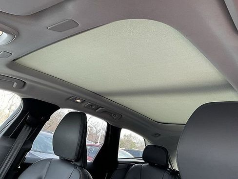 Used 2023 Volvo XC60 B6 Ultimate image 18