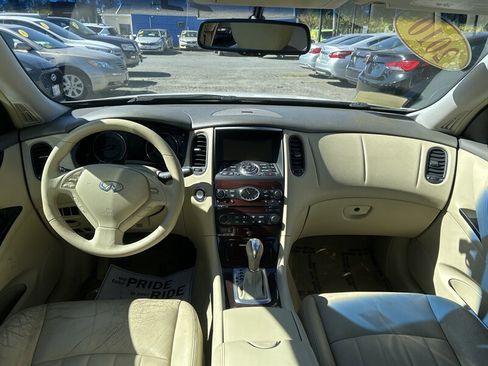 Used 2010 INFINITI EX35 Journey image 11