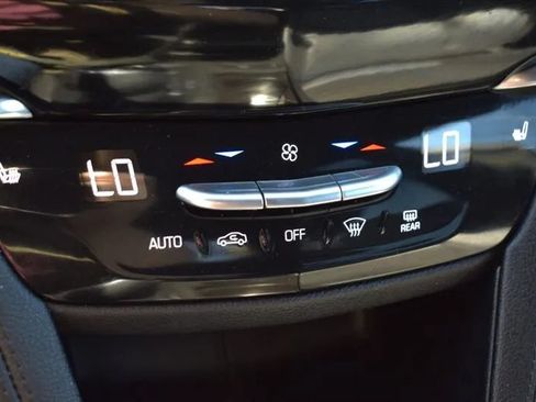 Used 2020 Cadillac XT6 Sport AWD/4WD image 27