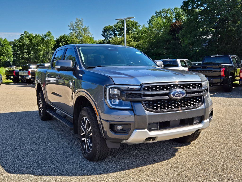 Used 2024 Ford Ranger Lariat w/ FX4 Off-Road Package AWD/4WD image 8