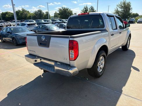 Used 2012 Nissan Frontier SV RWD image 5