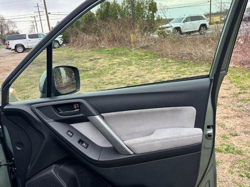 Used 2014 Subaru Forester 2.5i Premium w/ All-Weather Package image 28