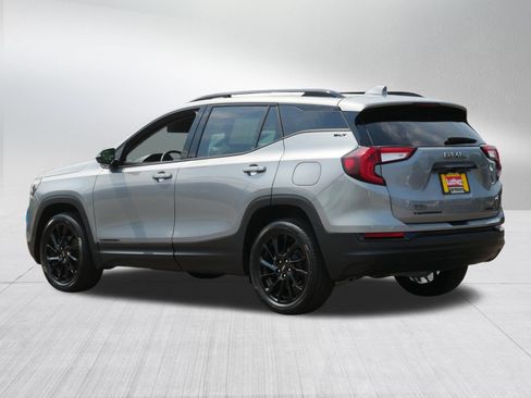 Used 2024 GMC Terrain SLT w/ Elevation Edition AWD/4WD image 5