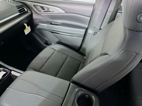 New 2026 Chevrolet Traverse LT FWD image 24