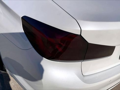 Used 2018 BMW 530i w/ Luxury Seating Package image 27