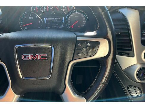 Used 2018 GMC Yukon XL SLT w/ Open Road Package image 20