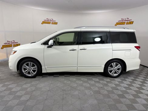 Used 2015 Nissan Quest SL FWD image 2