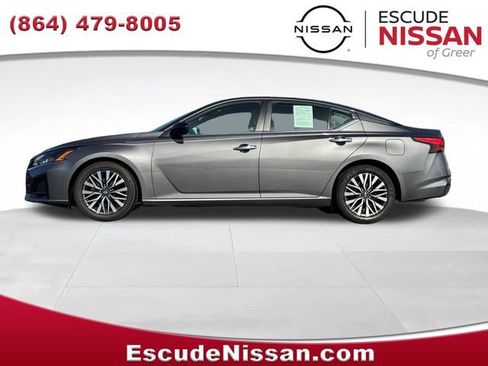 Certified 2024 Nissan Altima 2.5 SV image 7