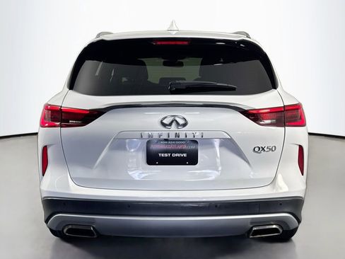 Used 2021 INFINITI QX50 Luxe image 6