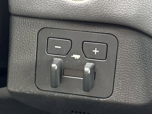 Used 2023 Toyota Sequoia Limited image 34