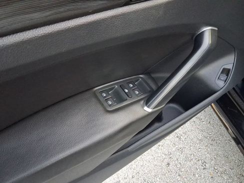 Certified 2021 Volkswagen Passat 2.0T R-Line FWD image 17