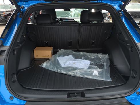 New 2026 Chevrolet Equinox EV LT w/ LPO, All-Weather Mat Package image 24