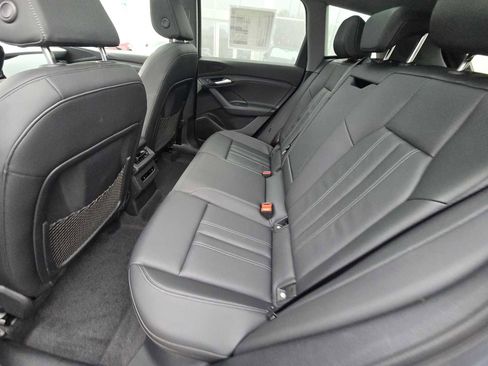 Used 2025 Audi Q6 e-tron Premium w/ Convenience Package image 21