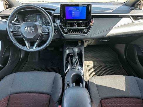 Used 2024 Toyota Corolla SE w/ SE Premium Package FWD image 11