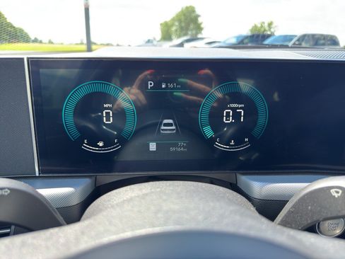 Used 2025 Hyundai Sonata SEL FWD image 19