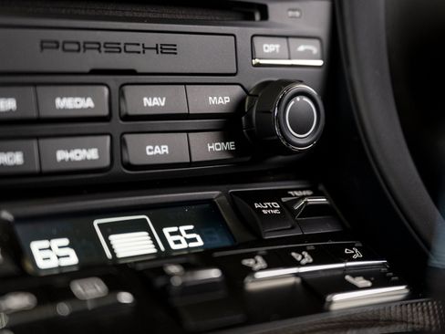 Used 2018 Porsche 911 GT3 RWD image 92