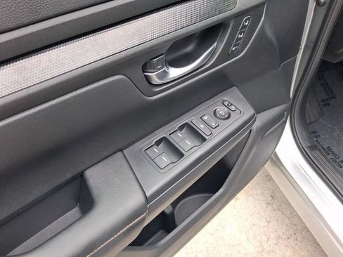 Used 2025 Honda CR-V Sport-L image 14
