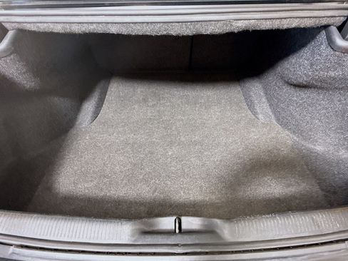 Used 2018 Dodge Charger SXT w/ Blacktop Package image 33