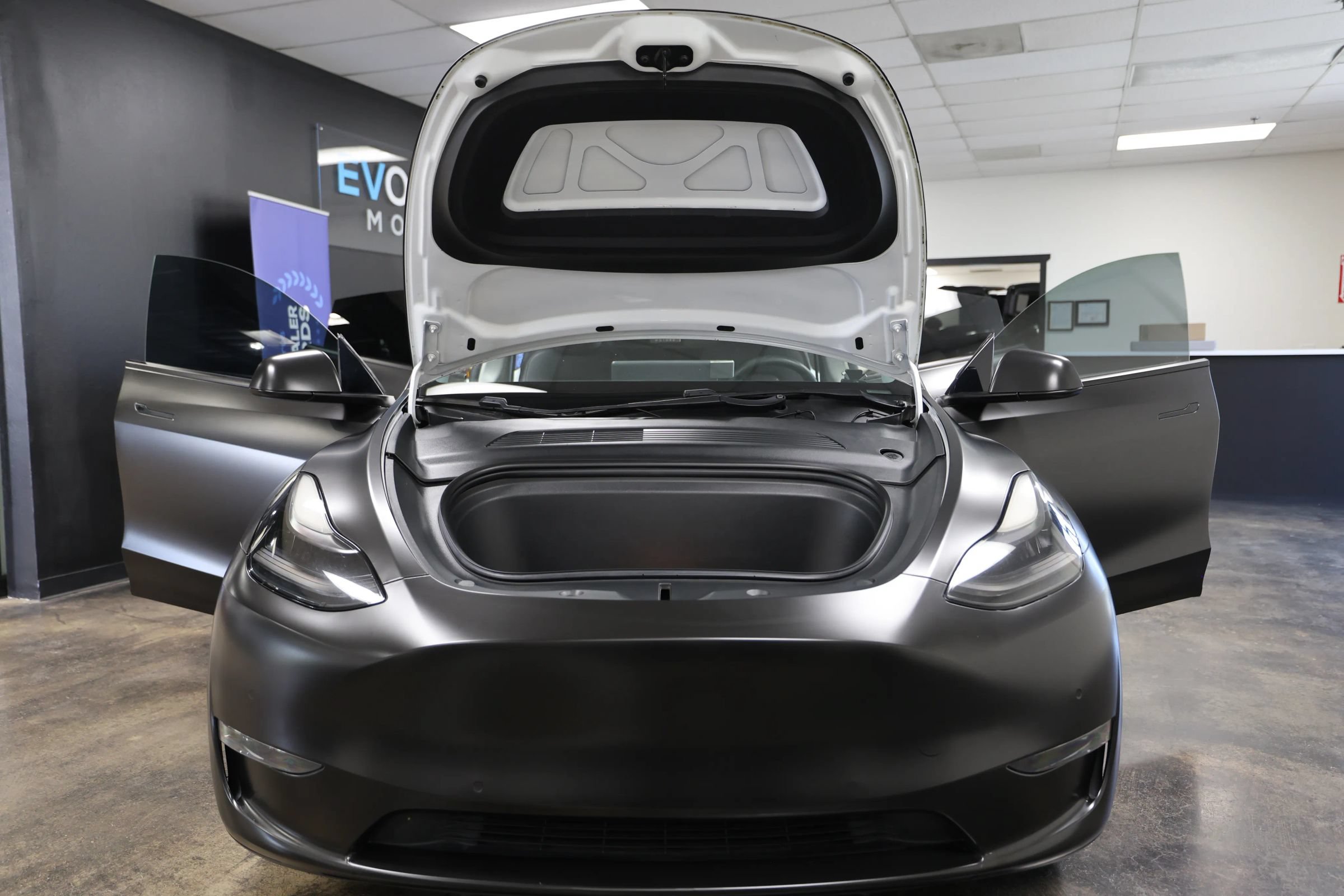 Used 2021 Tesla Model Y Long Range AWD/4WD image 48