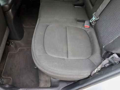 Used 2015 Kia Soul + image 17