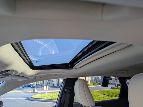 Used 2024 Lexus RX 350 Premium Plus w/ Convenience Package image 20