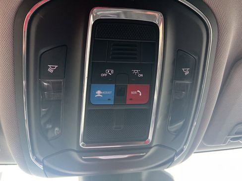 Used 2023 Jeep Grand Cherokee L Laredo image 20