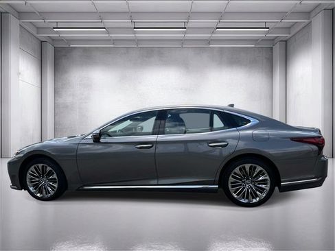 Used 2021 Lexus LS 500 w/ Interior Upgrade Package RWD image 6