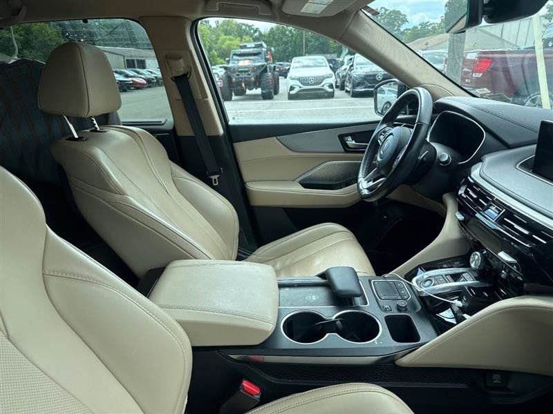 Used 2022 Acura MDX w/ Technology Package AWD/4WD image 4