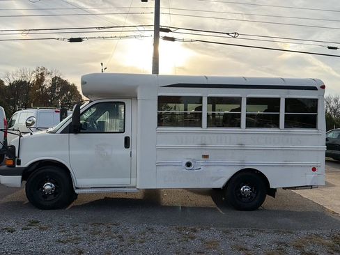 Used 2004 Chevrolet Express 3500 w/ School Bus Package image 6