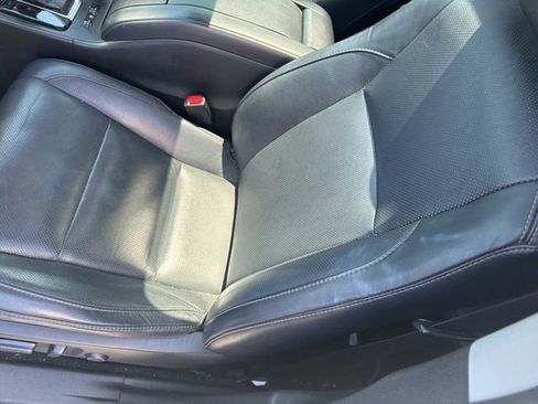 Used 2017 Toyota Highlander Limited AWD/4WD image 12