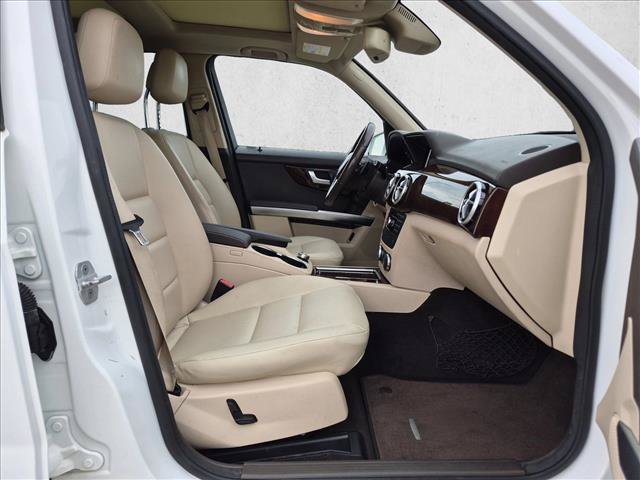 Used 2015 Mercedes-Benz GLK 350 2WD image 20