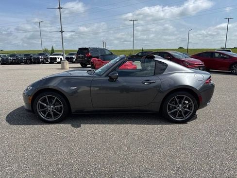 Used 2017 MAZDA MX-5 Miata RF Grand Touring RWD image 8