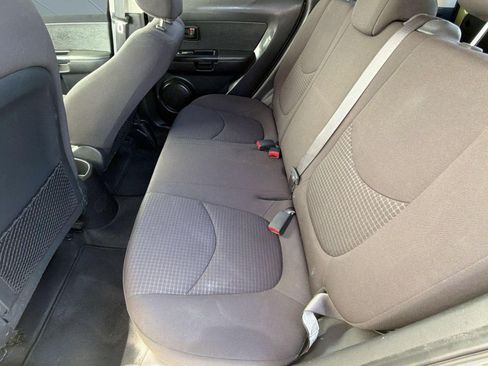 Used 2012 Kia Soul FWD image 21
