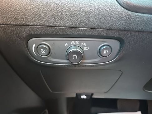 Used 2023 Buick Encore GX Preferred w/ Cold Weather Comfort Package AWD/4WD image 43