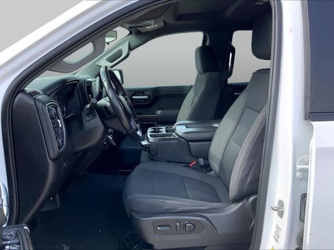 Certified 2021 Chevrolet Silverado 1500 LT w/ Fleet Comfort Package AWD/4WD image 8
